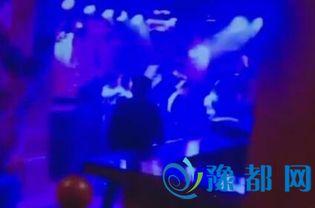 吃瓜最新事件酒吧视频播放,吃瓜群众围观最新事件